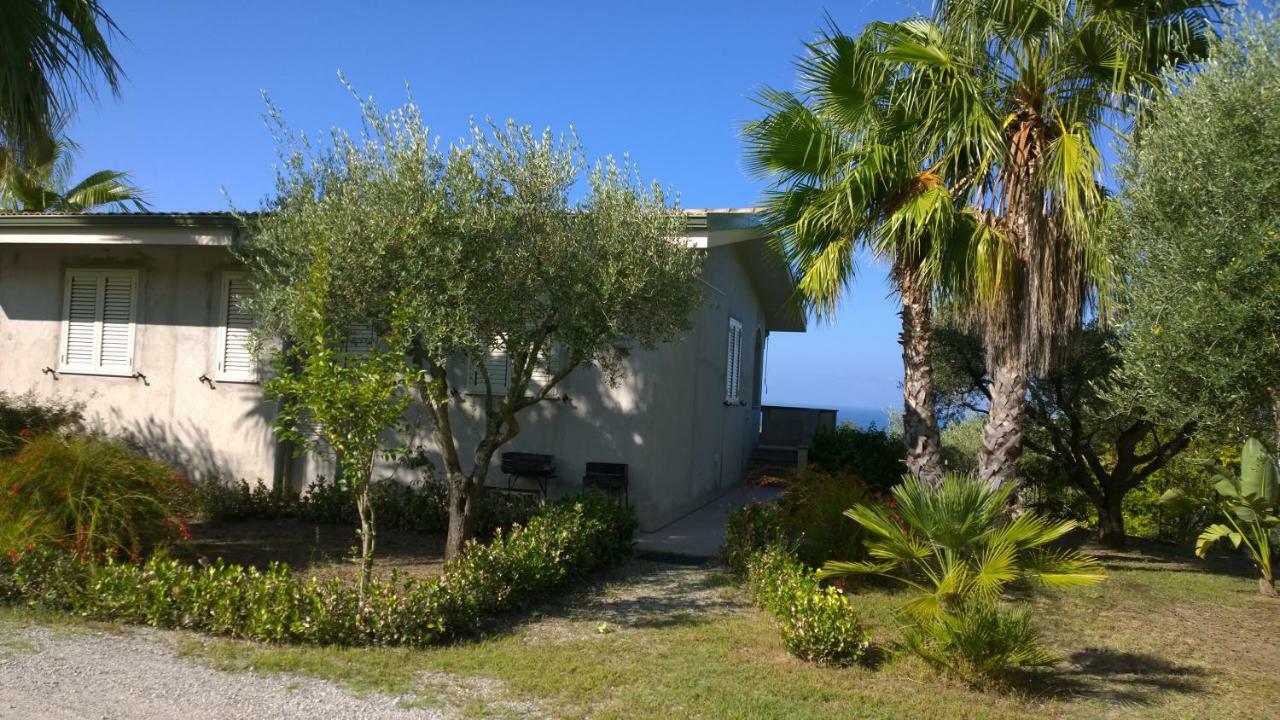 La Scogliera Del Capo Villa Santa Maria  Bagian luar foto