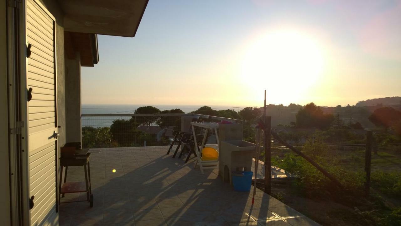 La Scogliera Del Capo Villa Santa Maria  Bagian luar foto