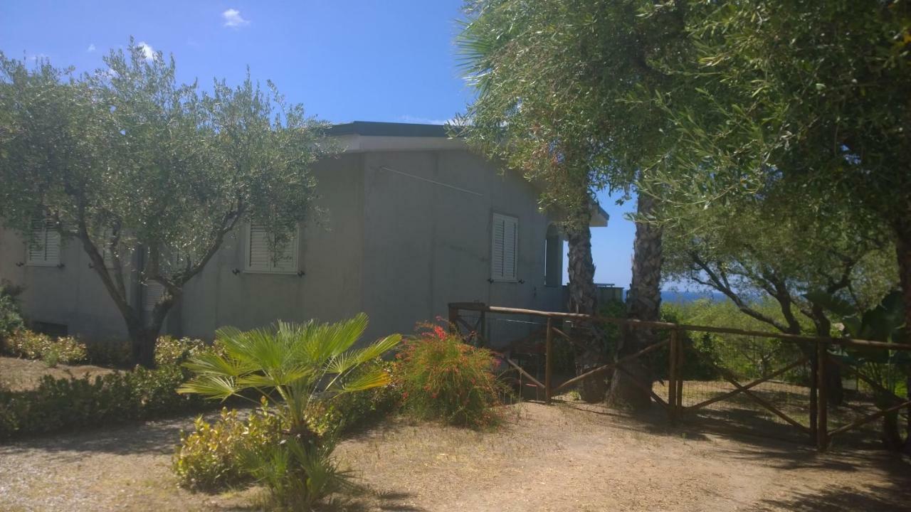 La Scogliera Del Capo Villa Santa Maria  Bagian luar foto